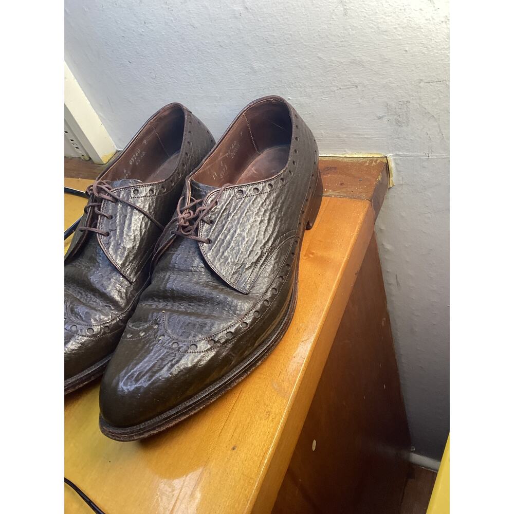 Vtg Allen Edmonds Nassau Black Sharkskin Wingtip Brog… - Gem display picture 3